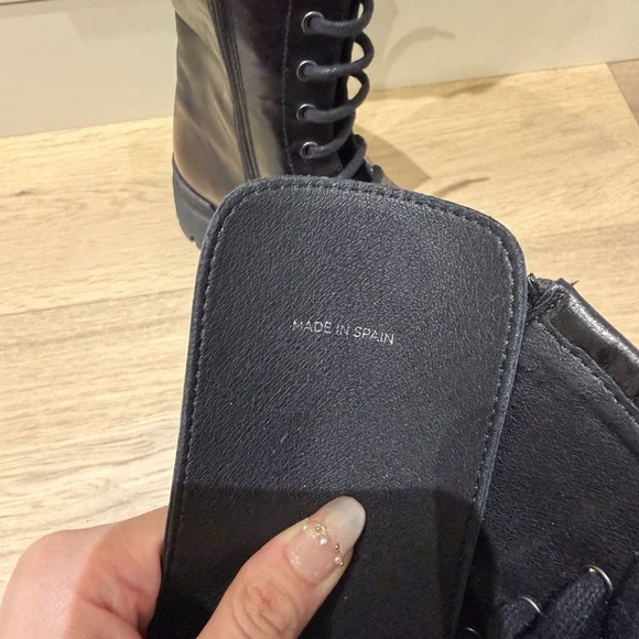 L'INTERVALLE Leather Black Lace-Up Platform Combat Boots - size 37 - Picture 5 of 6